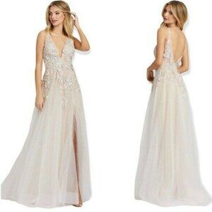 MAC DUGGAL Embellished Floral Sleeveless Deep V-Neck A-Line Gown Pastel Size 12